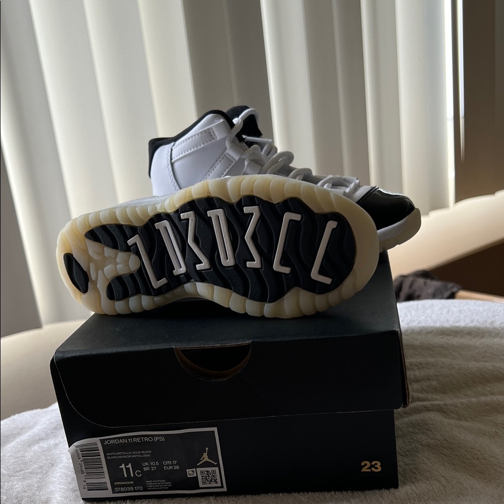 Jordan Kids Sneakers Black and White